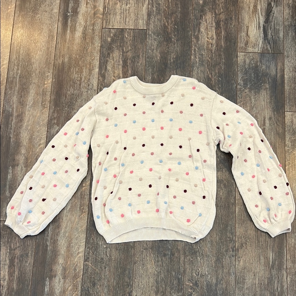 H&M Cream Pullover Sweater with Polka Dots and Long Sleeves